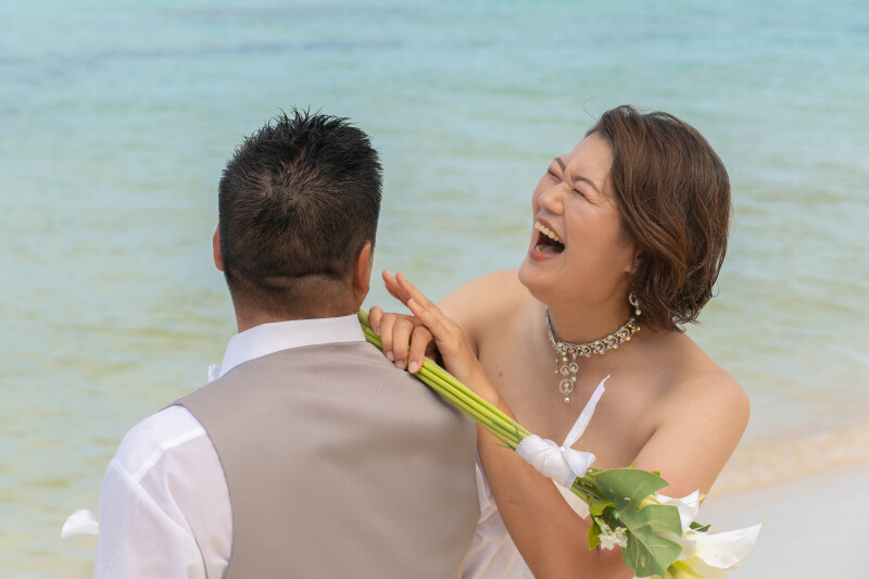 思わずこぼれる大笑い