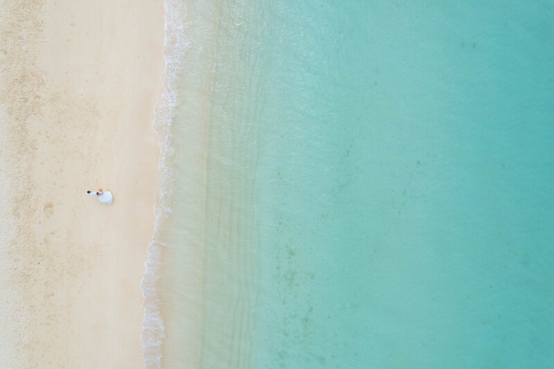 空と海に包まれる、はじまりの景色