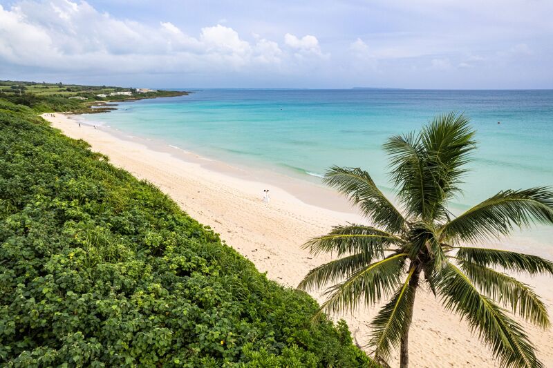 宮古島のロケーションを満喫する一枚