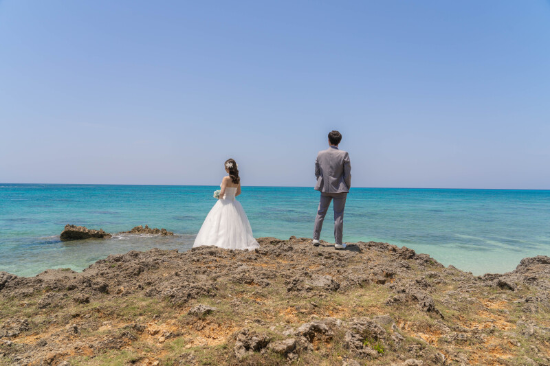 海と空に包まれる