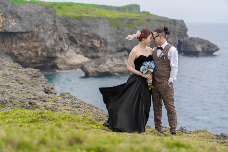 断崖と海が演出