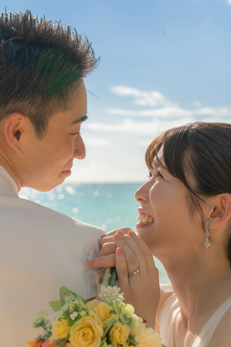 見つめ合う視線に込めた、やさしい想い