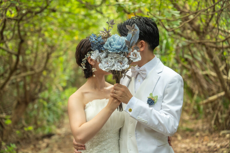 森の中の秘密のキス