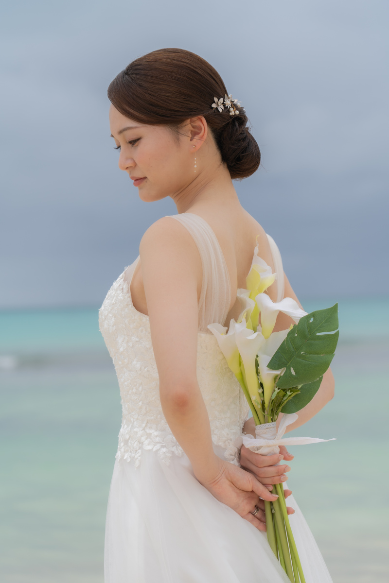 花嫁の横顔を美しく