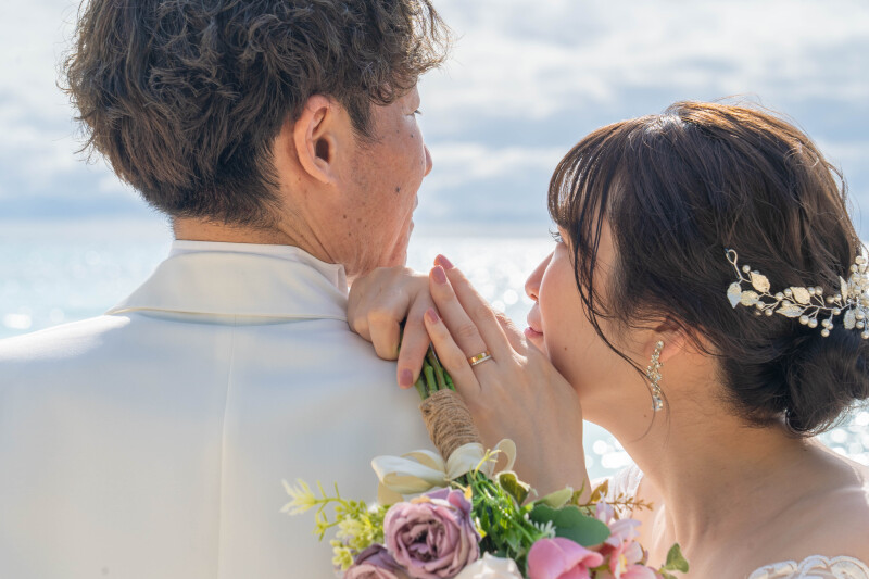 光に包まれた、やさしいまなざし