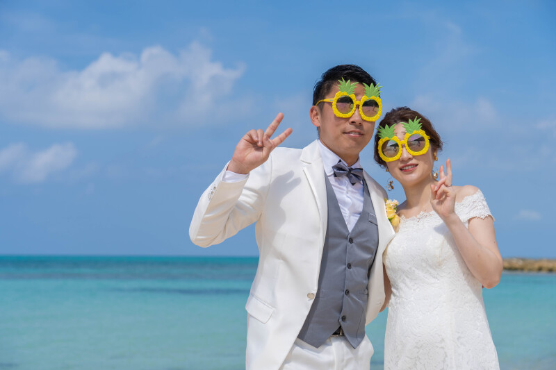 遊び心あふれるサングラスショット