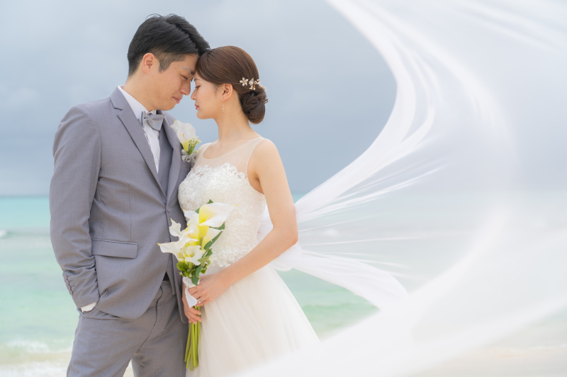 ベールが舞うロマンチックショット