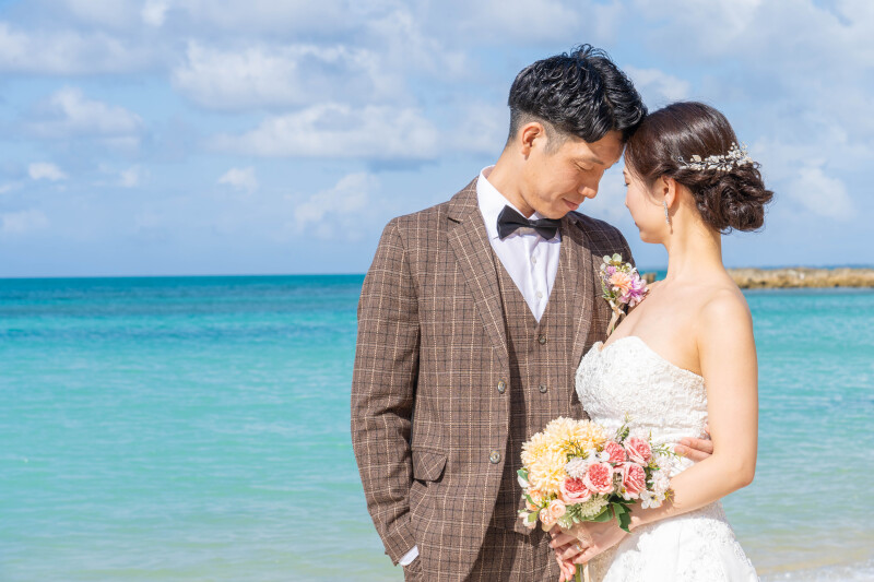 海風に包まれるロマンチックフォト