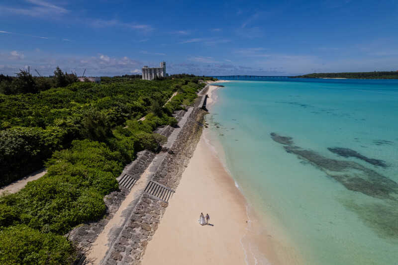 海と空に包まれて歩き出す、はじまりの一歩