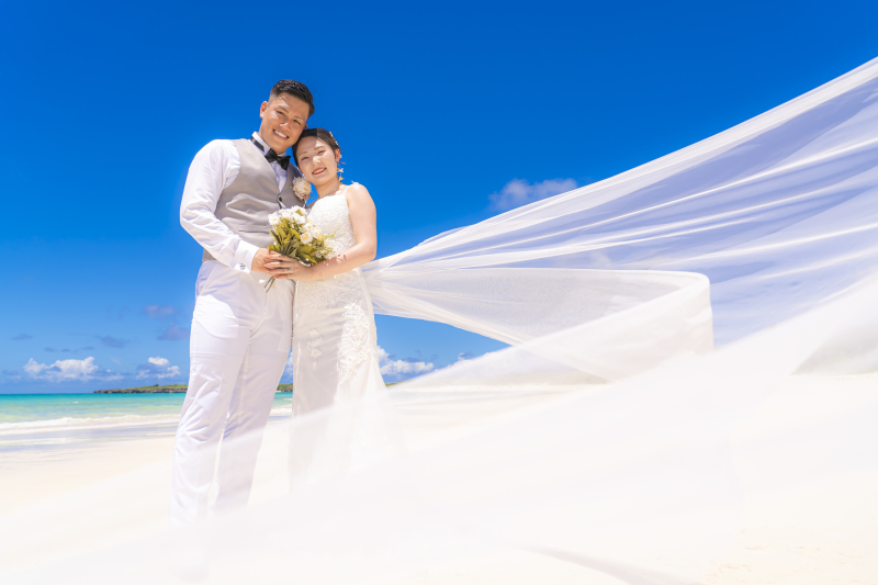 宮古島ウェディングフォト_衣装の追加料金がない