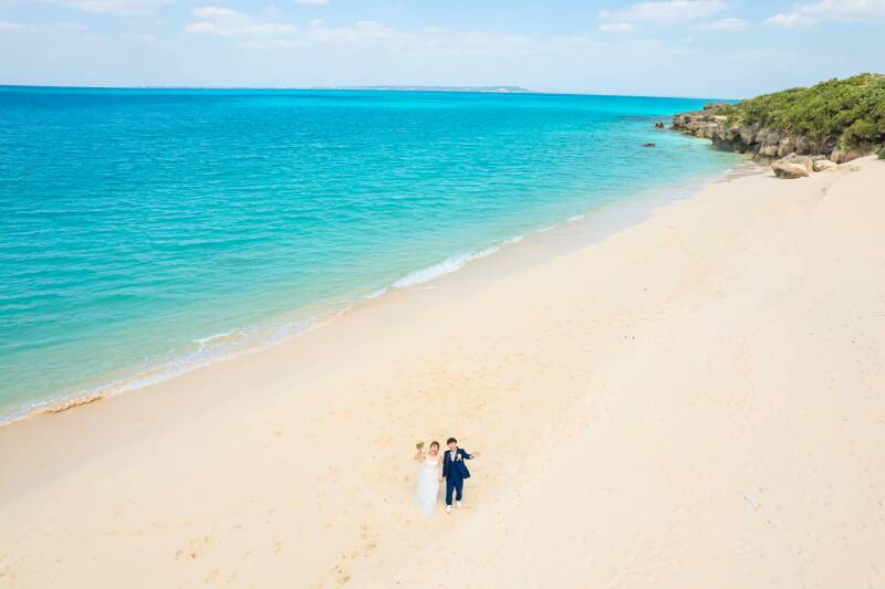 宮古島ウェディングフォト_ドローン撮影できる