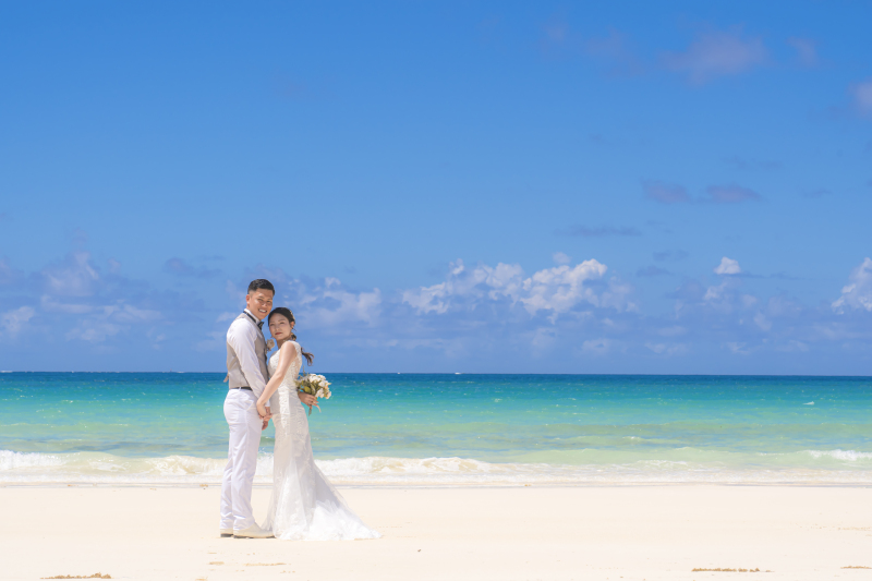 宮古島ウェディングフォト_海で撮影できる