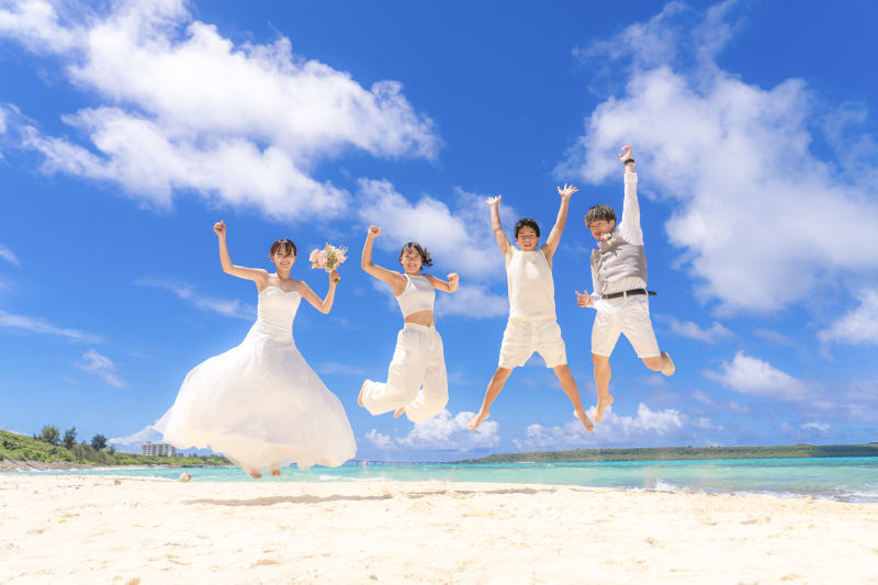 【ご旅行の記念】宮古島の海で思い出をファミリープラン 「土日祝などの曜日の追加料金不要でいつでも同じ安心プラン納得プランです!」