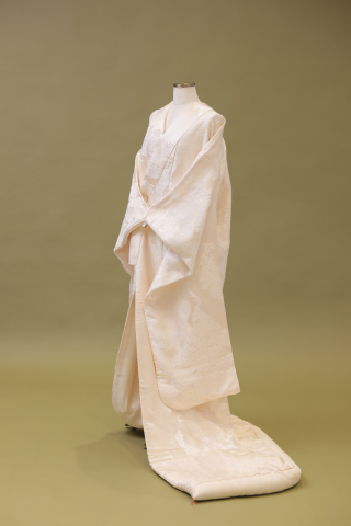 ★クジャクに鶴　牡丹と桜