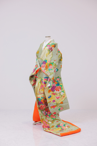 絞り風牡丹　抹茶