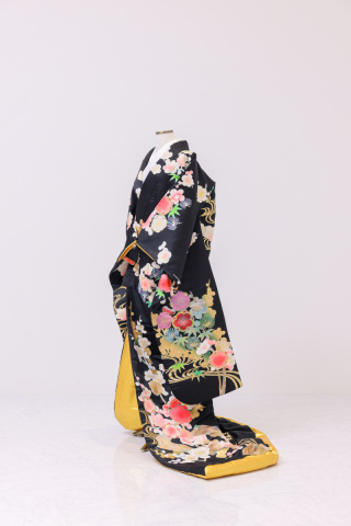 ★黒地白梅紅梅