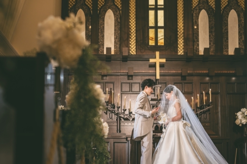 【今なら50%OFF 】前撮りと挙式がセットの「リトル婚」洋装プランは¥104,500~