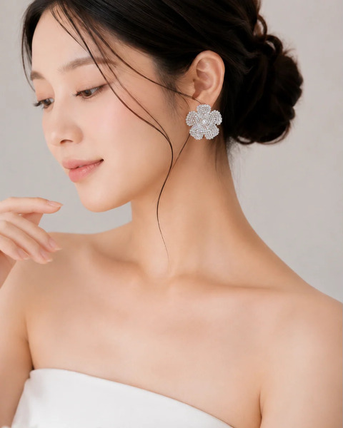 フラワーピアス