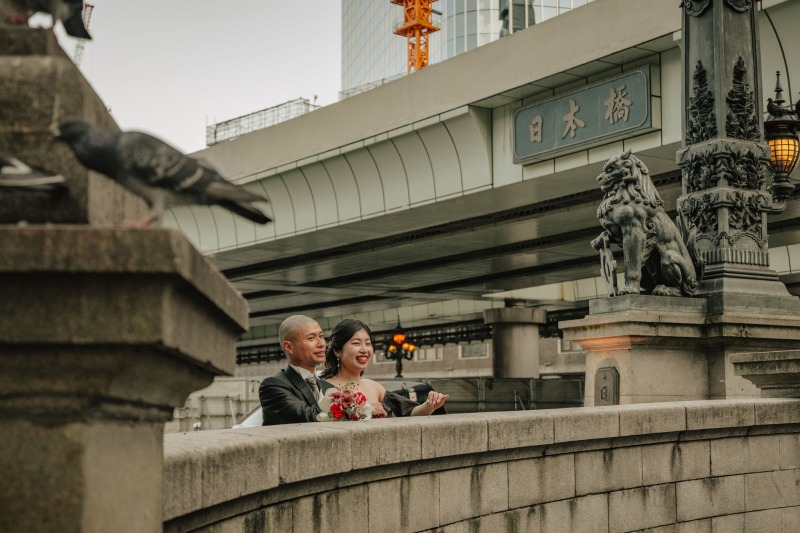 日本橋での前撮り|街並みに映える、洗練されたおふたりの撮影記録