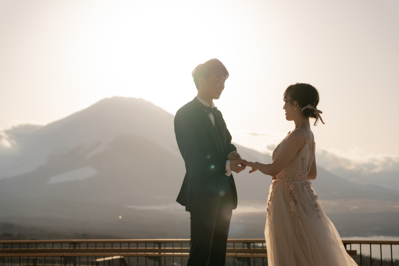 富士山を背景に