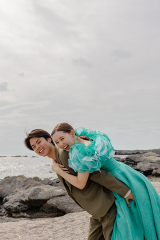 モデル / ファッションディレクターの江野沢愛美さんと北條慶さん 撮影レポート