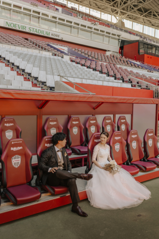 THE STORY WEDDING _大空からのスタジアムウェディング