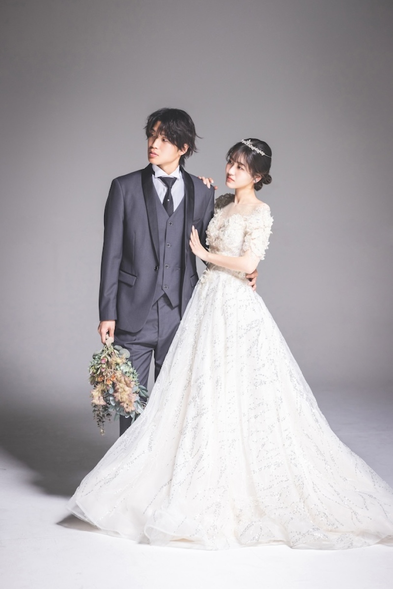 モノトーンバック