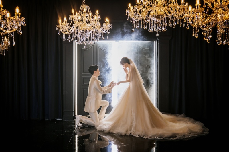 シャンデリアルーム