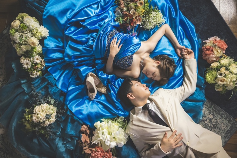 寝そべりショット