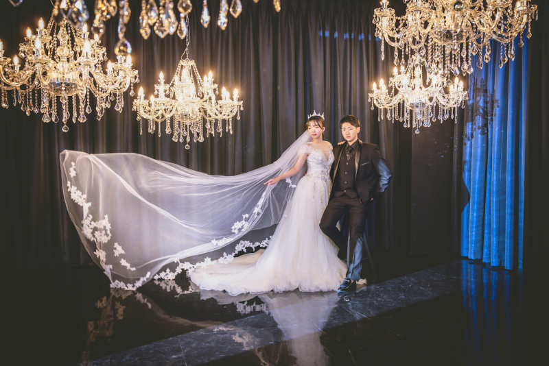 シャンデリアルーム