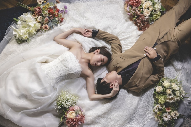 寝そべりショット