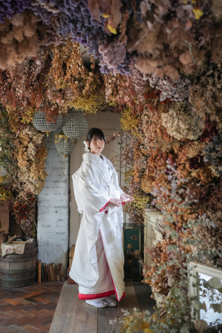 フォトすまいる / 別館Polaris_ブース６〜 こぼれ花のアーチ（別館）