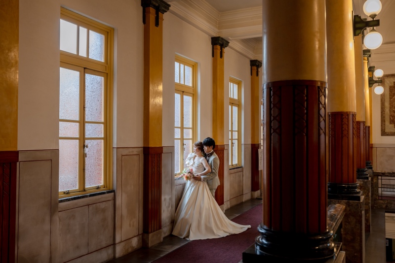 落ち着いたトーンで