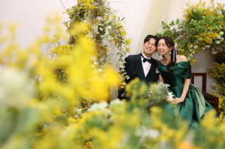 【和装洋装スタジオプラン】お花に囲まれて