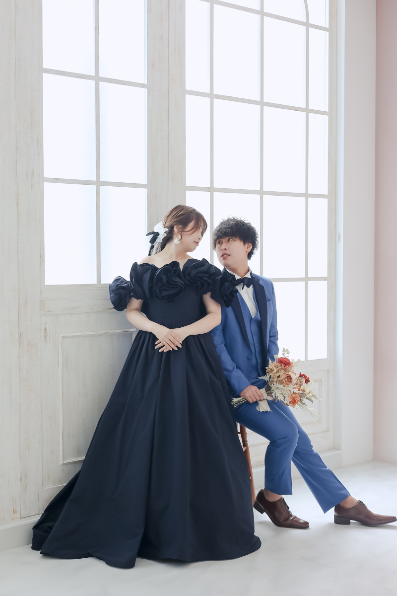 【洋装スタジオプラン】大切な前撮りも、いつものお二人らしく