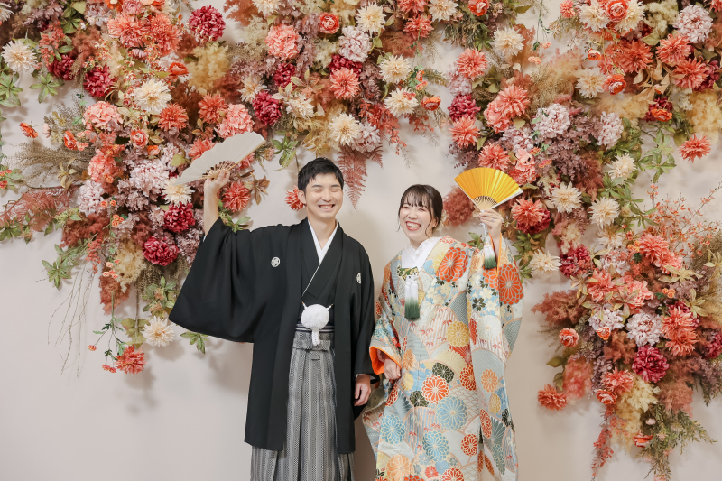 こちらでも扇子が大活躍