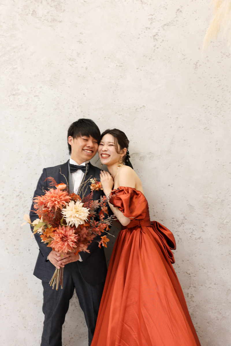 自然体なお二人の笑顔から！