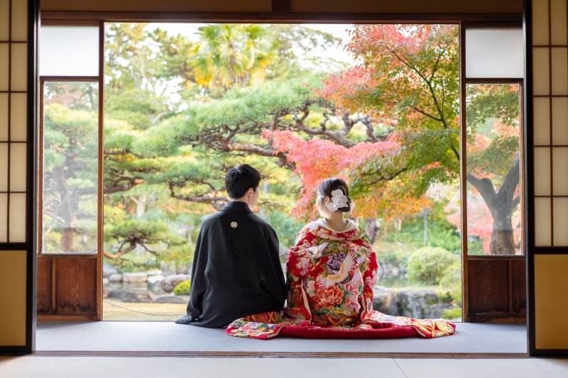 色打掛にお着替えを