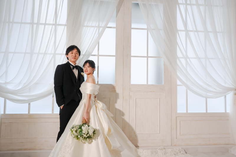 〜自然光の刺す窓と〜