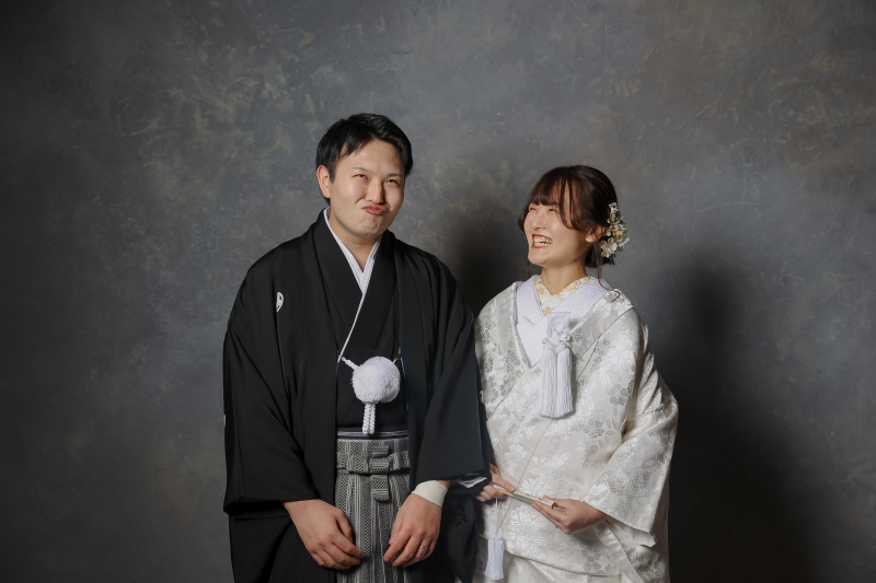 撮影中に「にらめっこ」