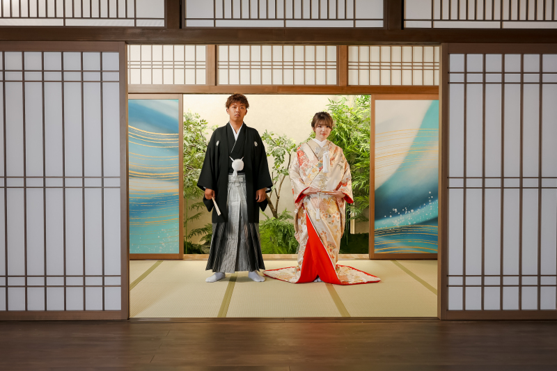 色打掛に掛け替えて