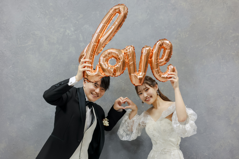 【洋装スタジオプラン】お二人の愛溢れるひととき