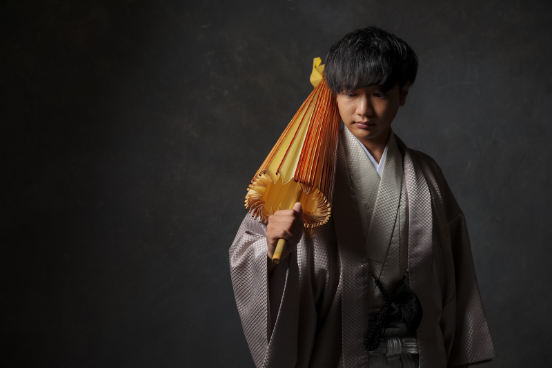 番傘を使った男らしい一枚