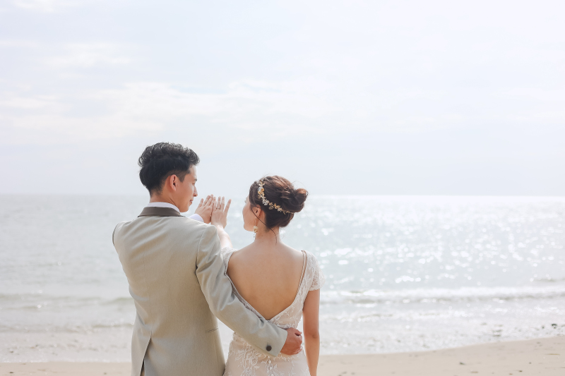 【洋装ロケーション】輝く青に囲まれて