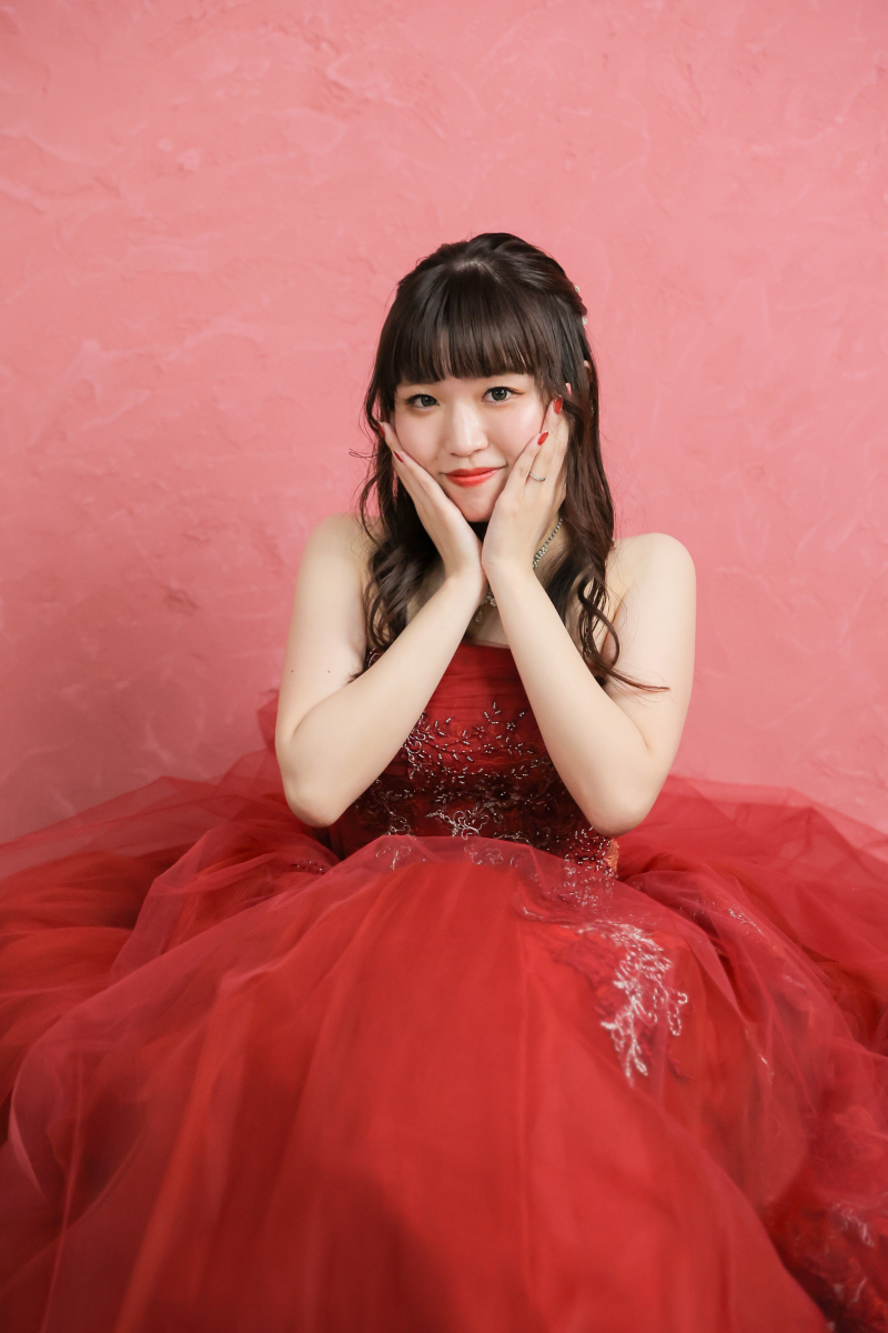 カラードレスで