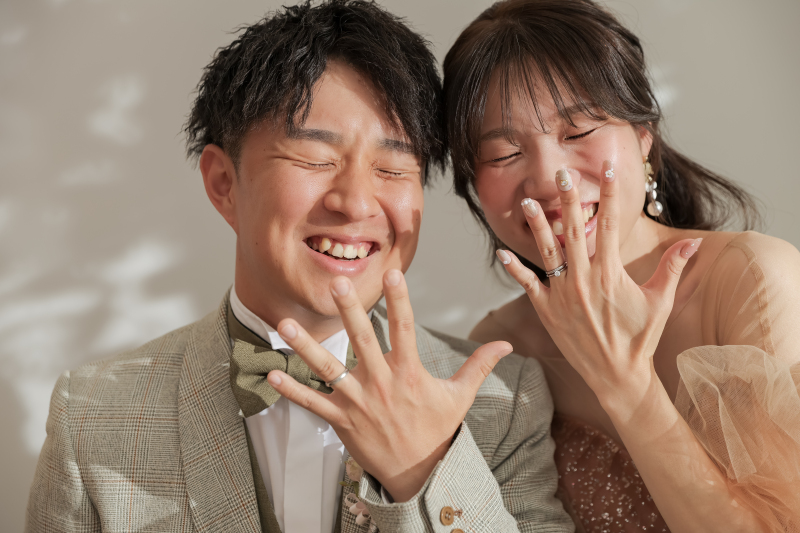 指先に輝く幸せ