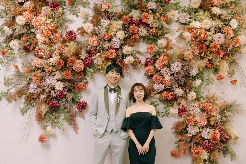 オレンジ色の花