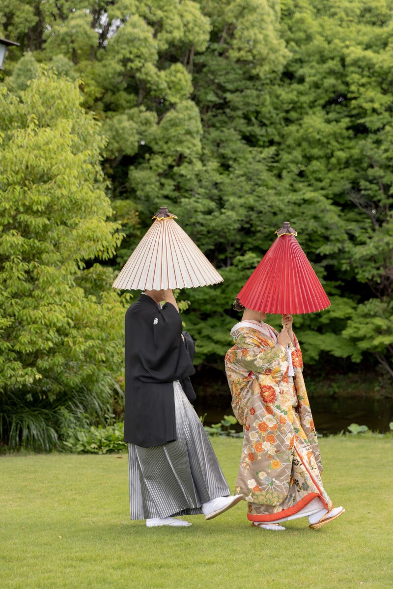 お茶目な和傘散歩