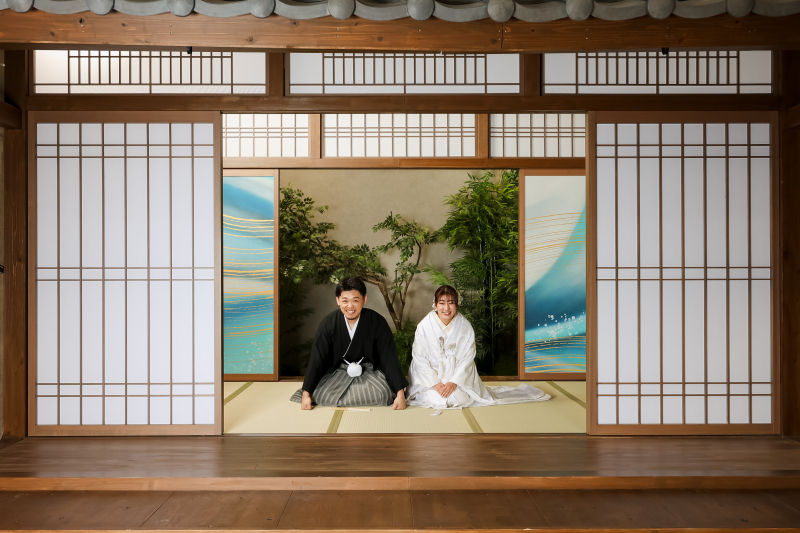 おふたり正座でご挨拶