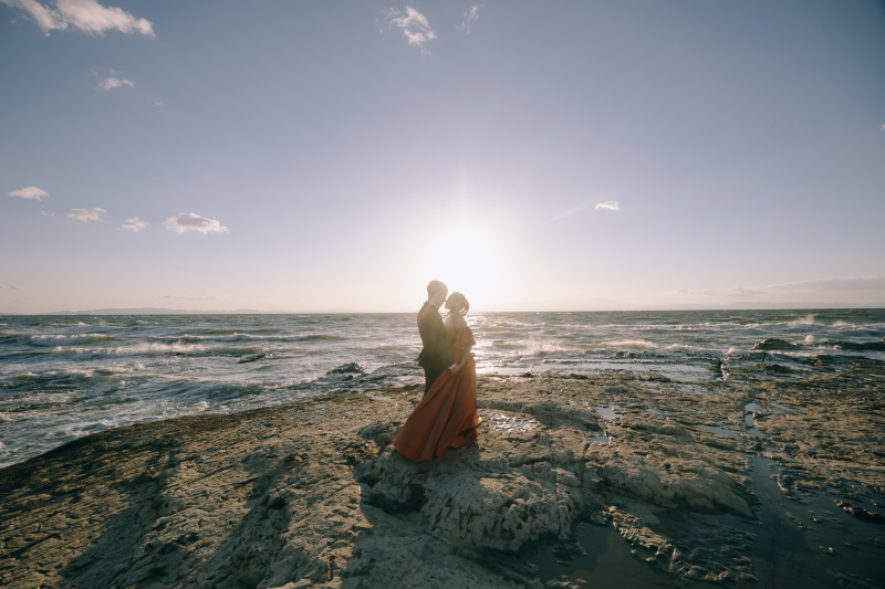 海と太陽とお二人と